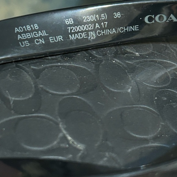 Coach Abbigail Black Women's TurnLock Logo Flip-Flop - Picture 7 of 8